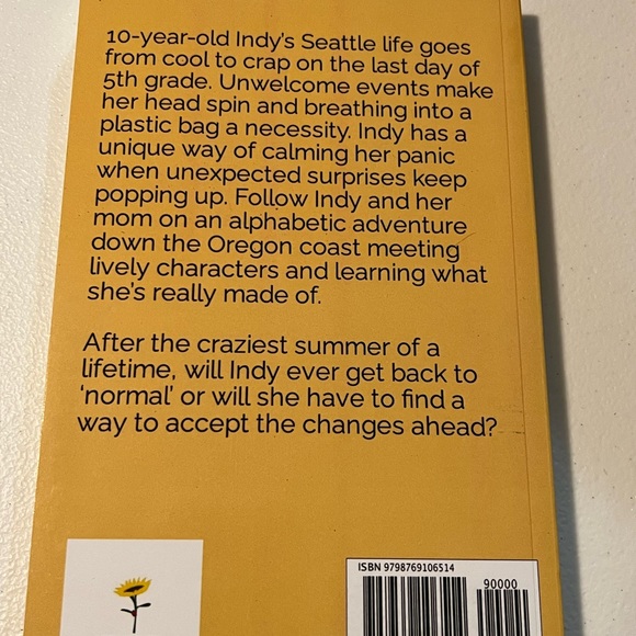 Book bundle - Picture 3 of 8